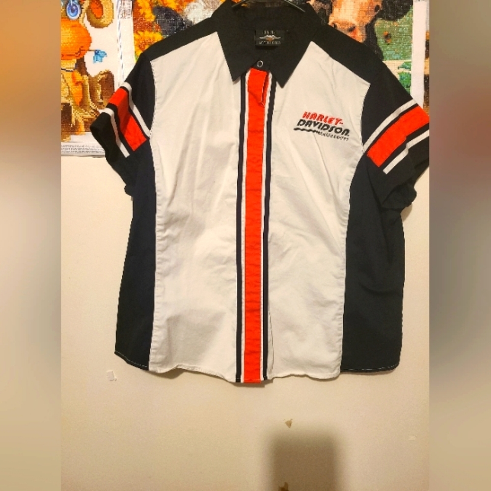 Harley Davidson womens 2W shirt